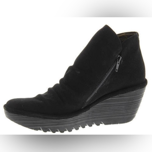 Fly London Yip suede wedge bootie in Diesel Oil Suede black 39 - Picture 16 of 16